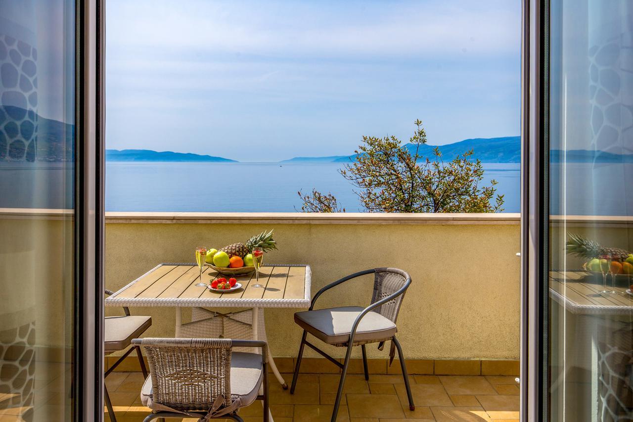 Apartments Villa Nora リエカ エクステリア 写真