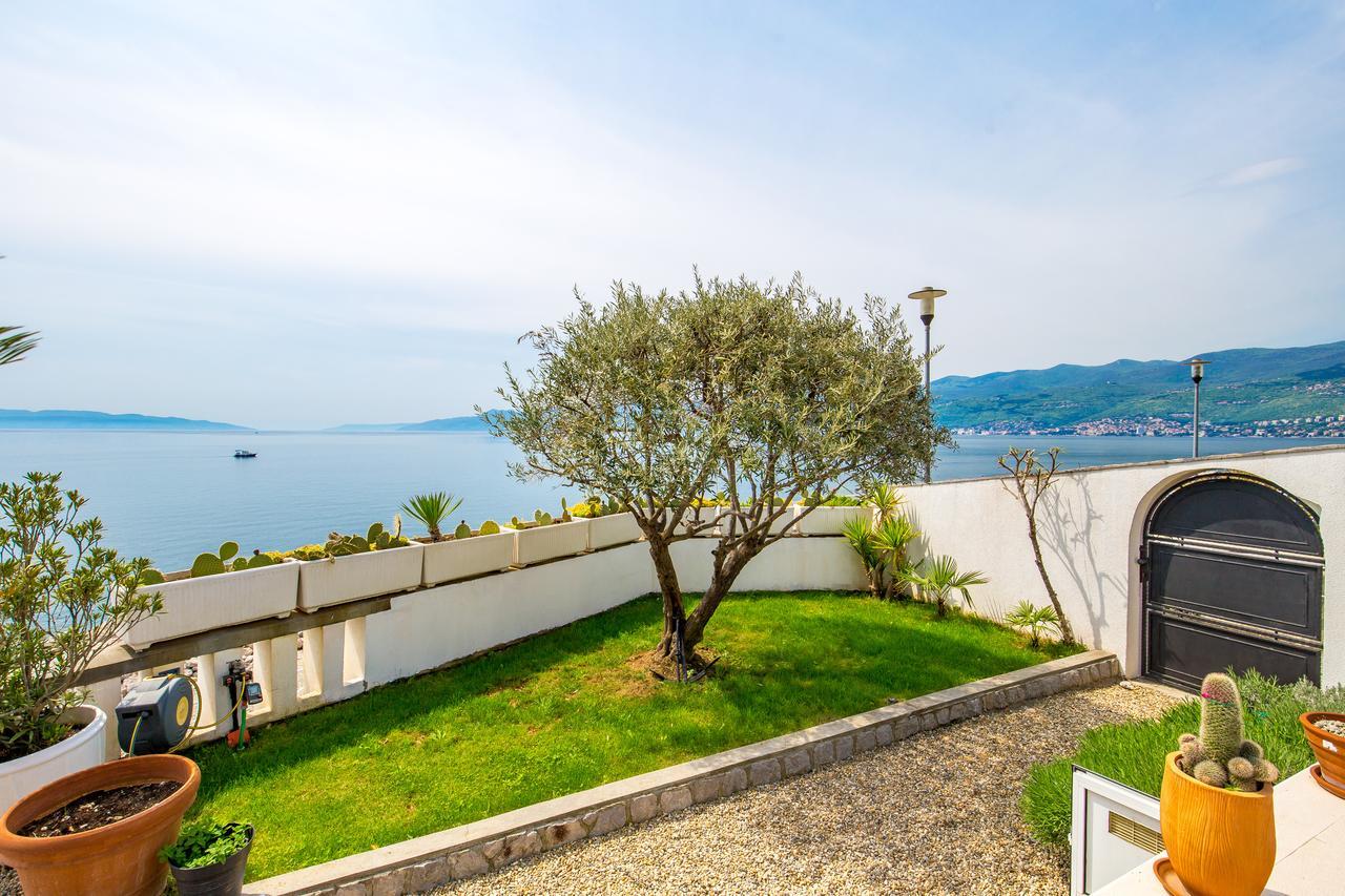 Apartments Villa Nora リエカ エクステリア 写真